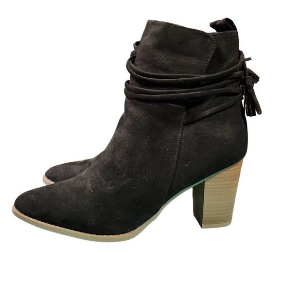 Maurices Brooklyn Women's Black Faux Suede Block Heel Tassel Ankle Boots Size 11 - Picture 6 of 11